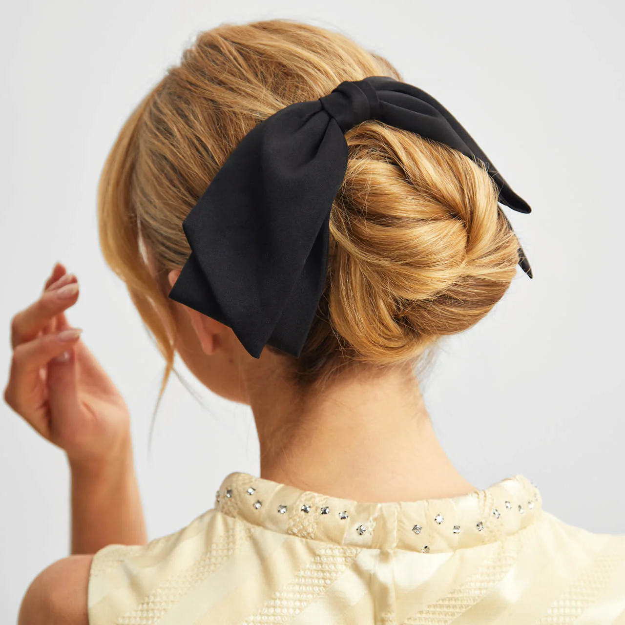 Black Bow Hair Clip - Image 3